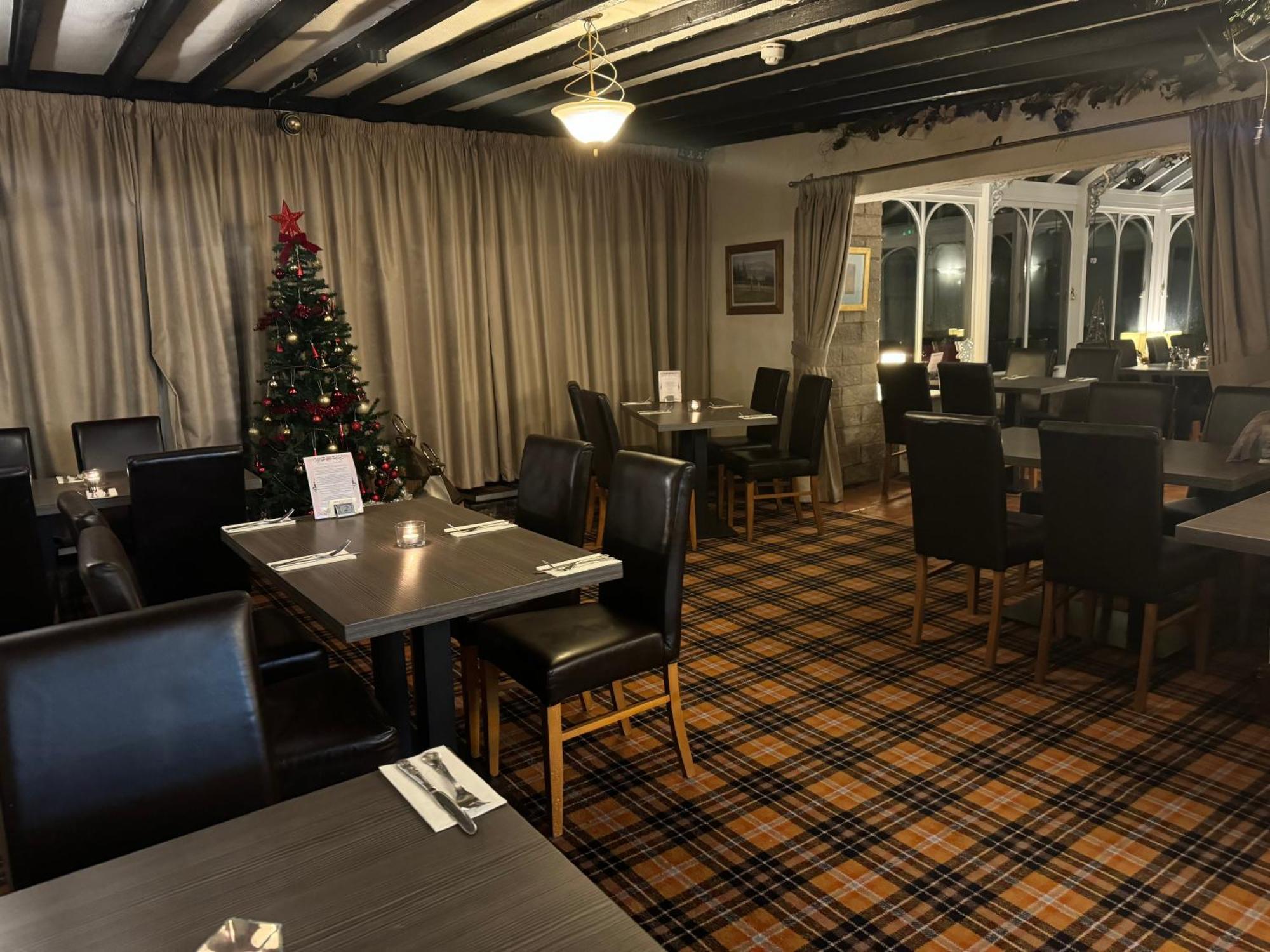 The Dog & Partridge Country Inn Ashbourne  Exterior photo